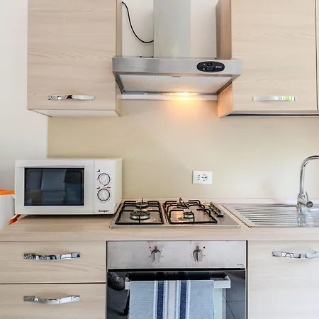 Borgo Castello-3 By Interhome 阿尔杰尼奥